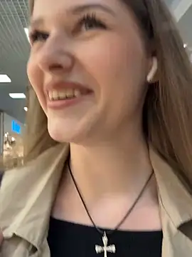 LisaSweetie online show from 03-04-26, 04:15