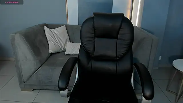 JadeEvansX online show from 02-12-26, 06:18