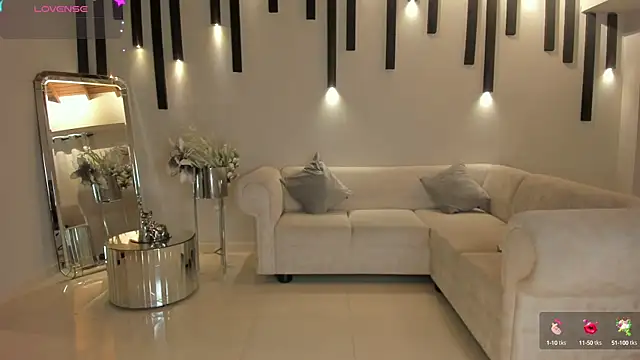 MaryLewis  online show from 03-13-25, 05:50