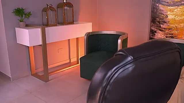 KateSunder online show from 04-12-26, 06:27