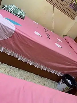 Snapshot of Dedoow chatting on 11-08-25, 08:18 Dedoow online show from 11-08-25, 08:18