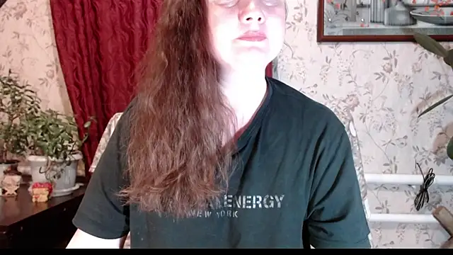 EmilyDoth online show from 04-04-26, 04:24