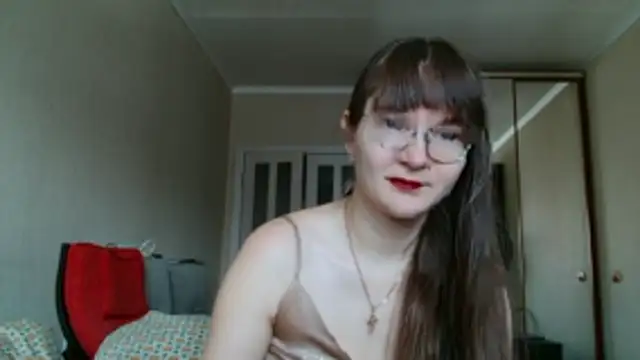 Snapshot of KiraGoldens chatting on 03-30-26, 06:04 KiraGoldens online show from 03-30-26, 06:04