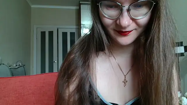 Snapshot of KiraGoldens chatting on 05-29-26, 06:19 KiraGoldens online show from 05-29-26, 06:19