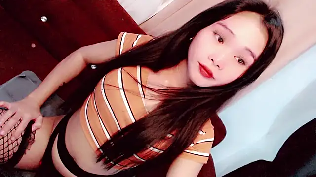 amomentoflust69 online show from 03-23-26, 10:15