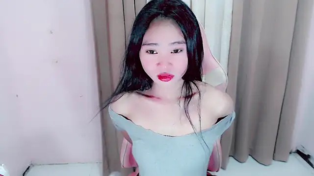 amomentoflust69 online show from 03-01-26, 04:45