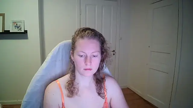 Girlnina-1995 online show from 11-26-25, 09:31