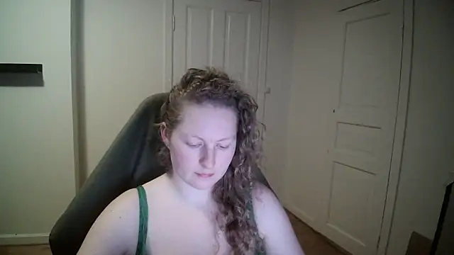Girlnina-1995 online show from 02-10-25, 05:19