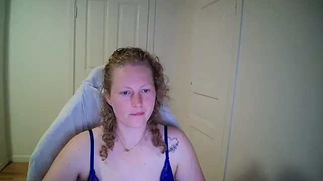 Girlnina-1995 online show from 05-20-26, 06:16