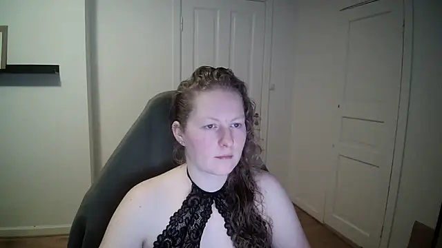 Girlnina-1995 online show from 02-25-25, 09:42