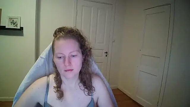 Girlnina-1995 online show from 12-05-25, 10:03