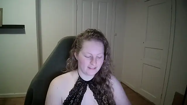 Girlnina-1995 online show from 02-25-25, 03:53