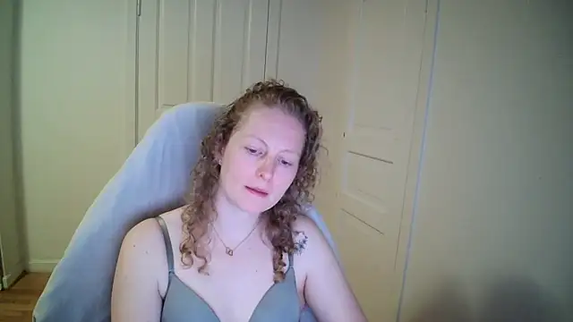 Girlnina-1995 online show from 03-24-26, 11:10