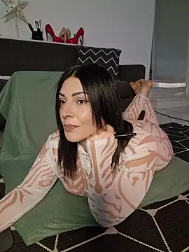 Snapshot of AryaSummersReal chatting on 06-03-26, 08:04 AryaSummersReal online show from 06-03-26, 08:04