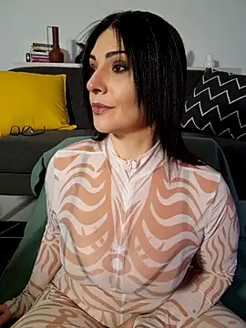 AryaSummersReal online show from 04-07-26, 07:32