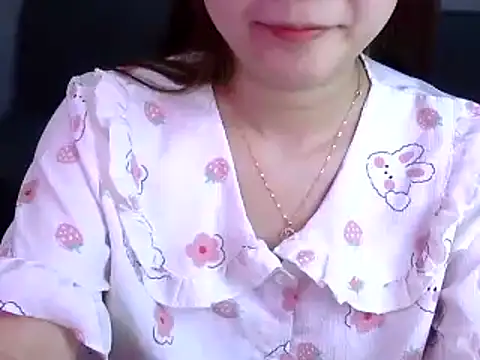 Bee 2k online show from 02-10-26, 05:06