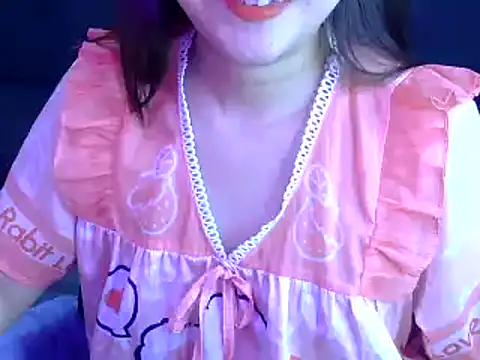 Bee 2k online show from 10-09-25, 04:46