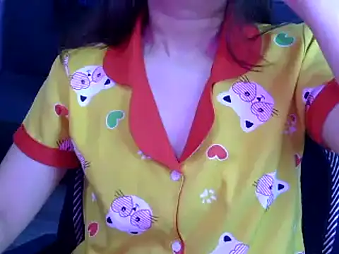 Bee 2k online show from 03-10-26, 03:32