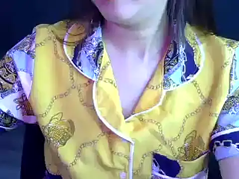 Bee 2k online show from 11-04-25, 04:49