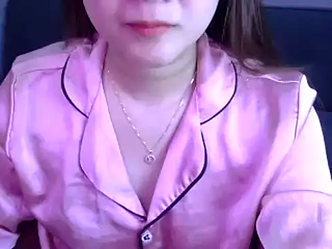 Bee 2k online show from 02-11-26, 05:07