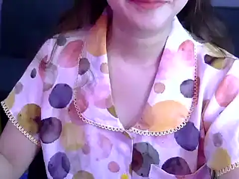 Bee 2k online show from 04-29-26, 04:16