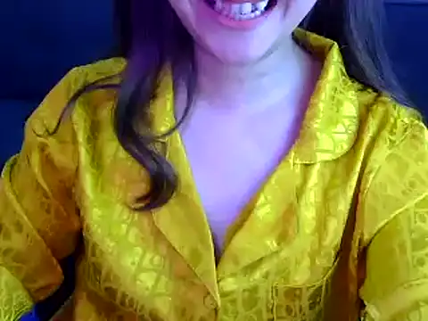 Bee 2k online show from 05-08-26, 04:27
