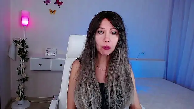 wendifoste online show from 11-24-25, 07:03