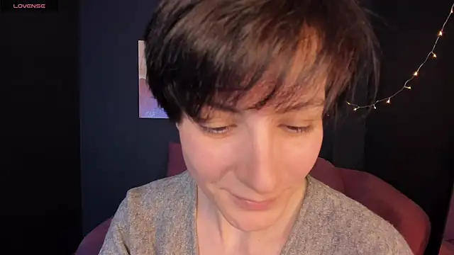 LorenDaze online show from 02-12-25, 02:10