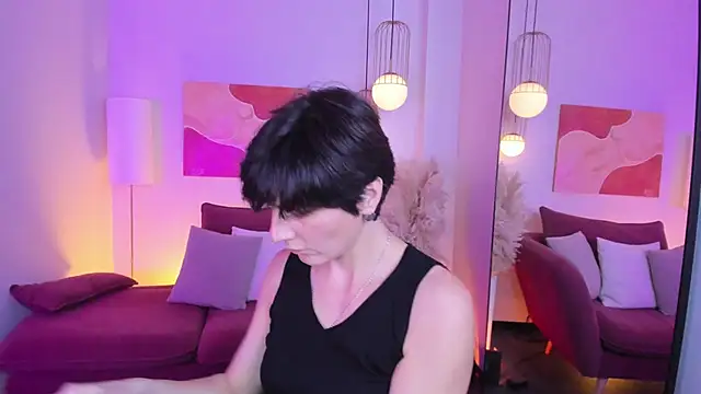 LorenDaze online show from 10-24-25, 02:27