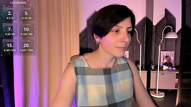 LorenDaze online show from 07-27-26, 02:13