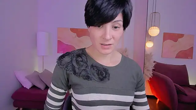 LorenDaze online show from 10-21-25, 02:27