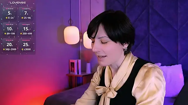 Snapshot of LorenDaze chatting on 05-01-26, 02:55 LorenDaze online show from 05-01-26, 02:55