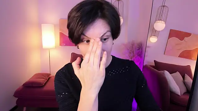 LorenDaze online show from 11-29-25, 01:55