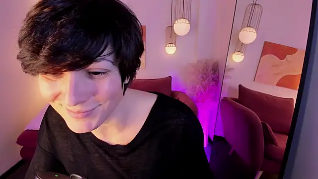 LorenDaze online show from 11-21-25, 02:05