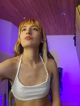 Snapshot of lola_vlad chatting on 05-09-26, 11:30 lola vlad online show from 05-09-26, 11:30