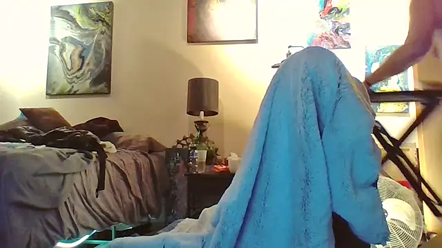 eatmeplease44 online show from 11-07-25, 08:35