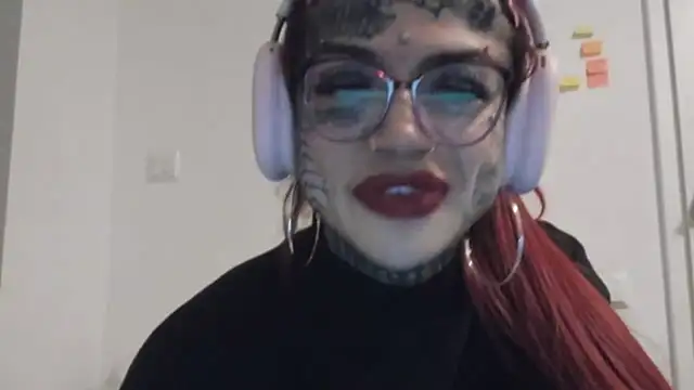 tamarapervert online show from 11-14-25, 09:18