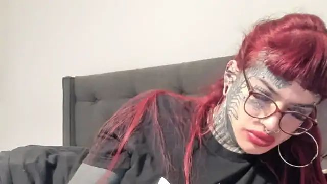 tamarapervert online show from 02-05-26, 11:00