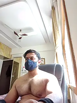 Snapshot of kaizercool1 chatting on 02-15-26, 06:03 kaizercool1 online show from 02-15-26, 06:03