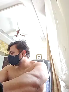 kaizercool1 online show from 03-25-26, 07:19