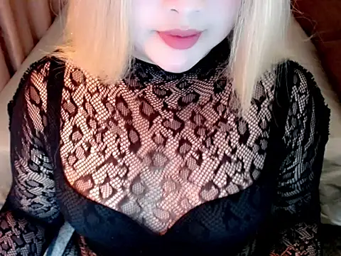 Snapshot of lovelygirlxxx chatting on 05-01-26, 05:51 lovelygirlxxx online show from 05-01-26, 05:51