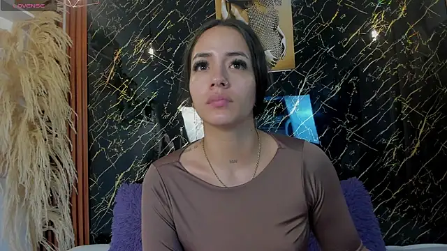 Snapshot of Tamara-evans chatting on 02-19-26, 10:34 Tamara-evans online show from 02-19-26, 10:34