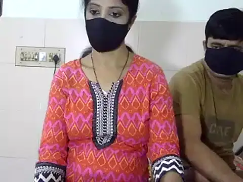 Snapshot of Indian_Horny_Wife chatting on 10-10-25, 09:54 Indian Horny Wife online show from 10-10-25, 09:54