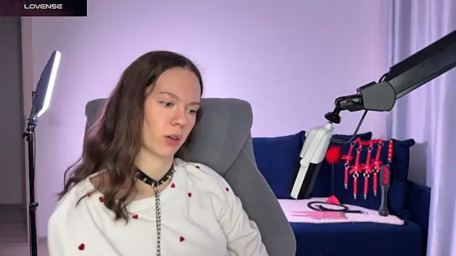 DivineBite online show from 12-18-25, 02:21