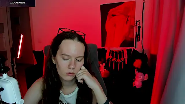 DivineBite online show from 07-16-26, 05:54