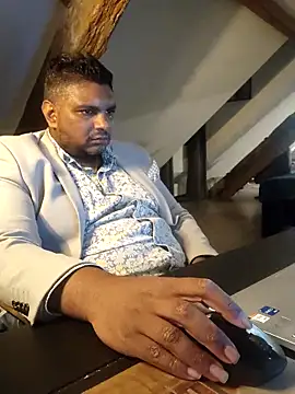 Snapshot of Bandusrilankasexymen chatting on 02-20-26, 08:11 Bandusrilankasexymen online show from 02-20-26, 08:11