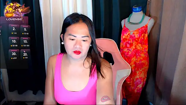 Snapshot of MagnificatMistress chatting on 11-14-25, 07:12 MagnificatMistress online show from 11-14-25, 07:12