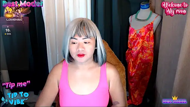 Snapshot of MagnificatMistress chatting on 11-16-25, 10:02 MagnificatMistress online show from 11-16-25, 10:02