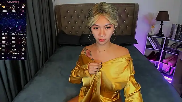 Lady Riley online show from 05-24-26, 02:55