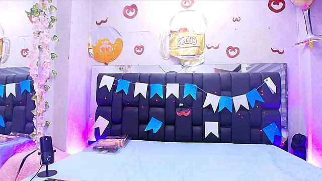  carolina fox online show from 09-27-25, 03:12